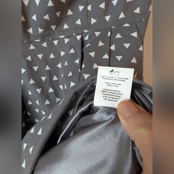 Birds of North America Grey Cotton Dress w/ Pockets Made in Canada - Picture 7 of 9